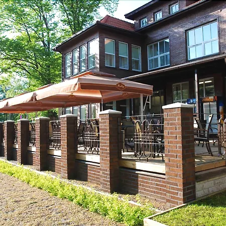Wesset Hotel