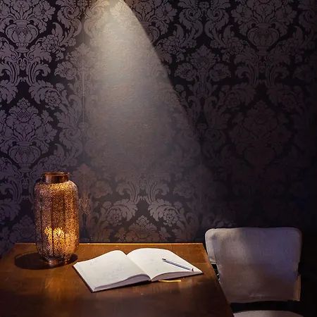 Wesset Hotel