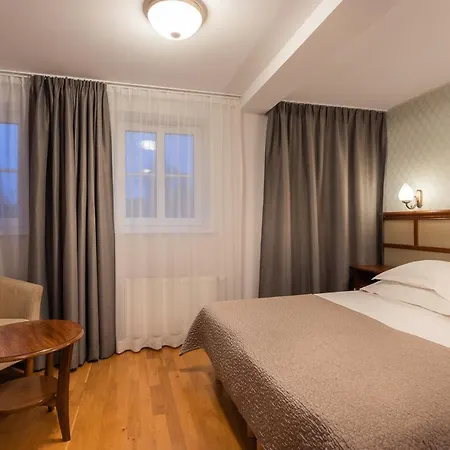 Wesset 3* Parnu